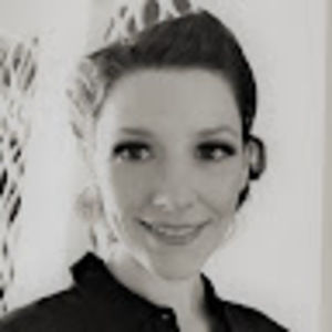 Meet your Posher, Caitlin